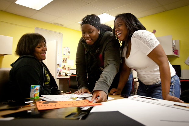 Alternatives for Girls - Photo by Marvin Shaouni